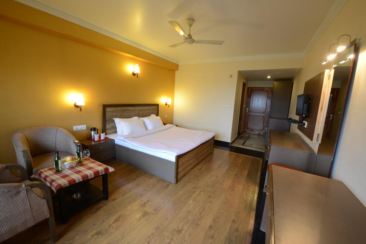 Hotel Park Paradise Manali Манали Экстерьер фото