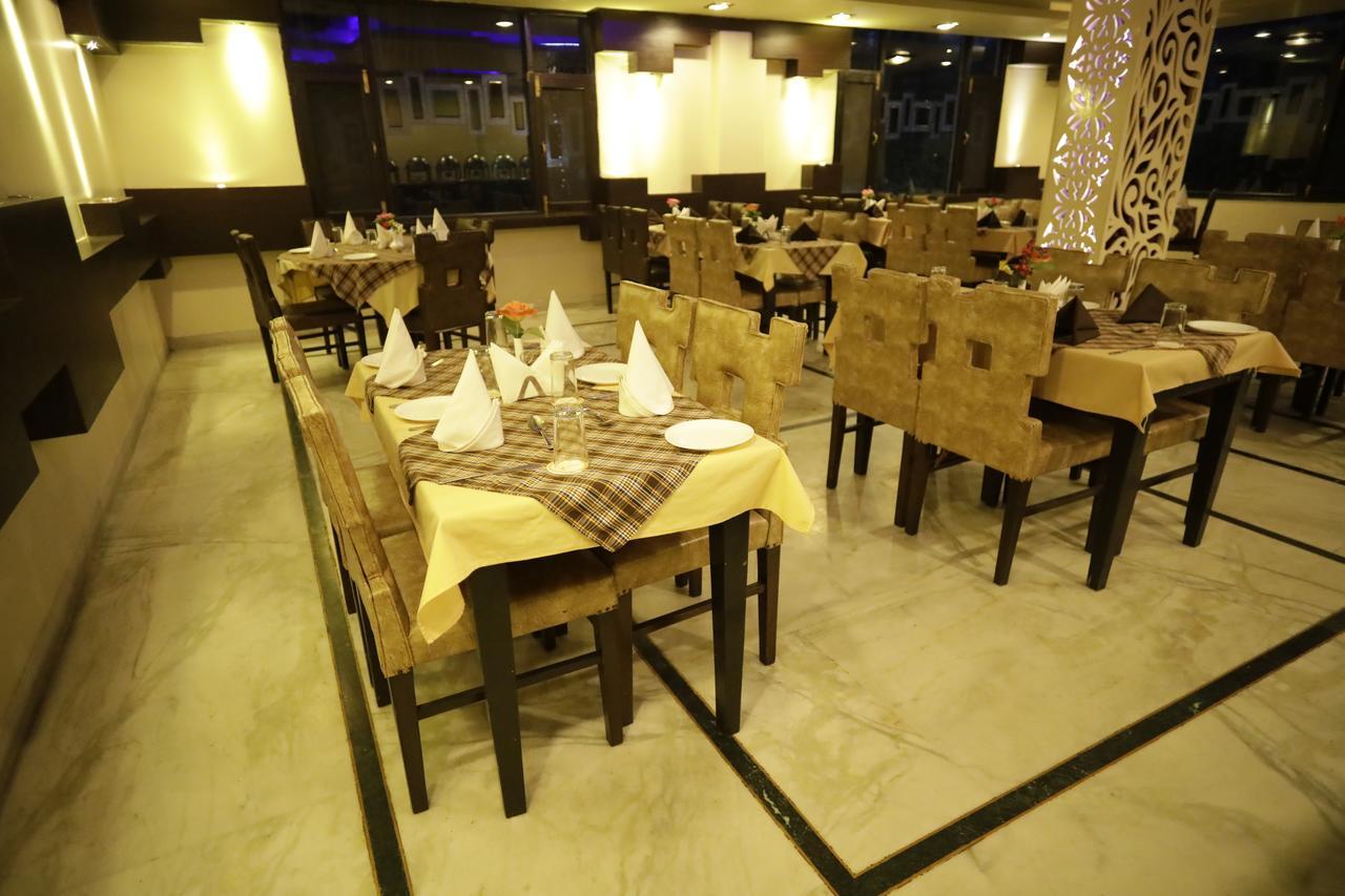 Hotel Park Paradise Manali Манали Экстерьер фото