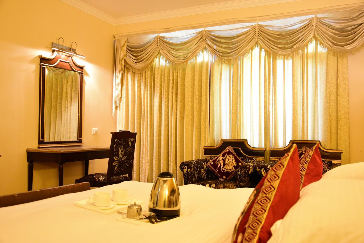 Hotel Park Paradise Manali Манали Экстерьер фото
